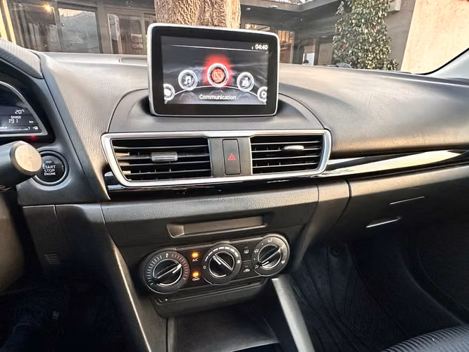 MAZDA 3 2.0 SPORT AUTOMATICO 2016