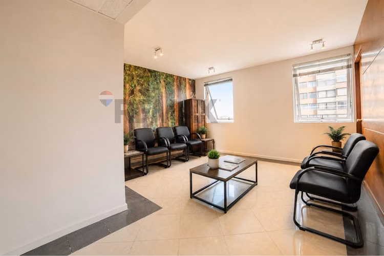 Oficina premium junto a parque arauco - Imagen 2