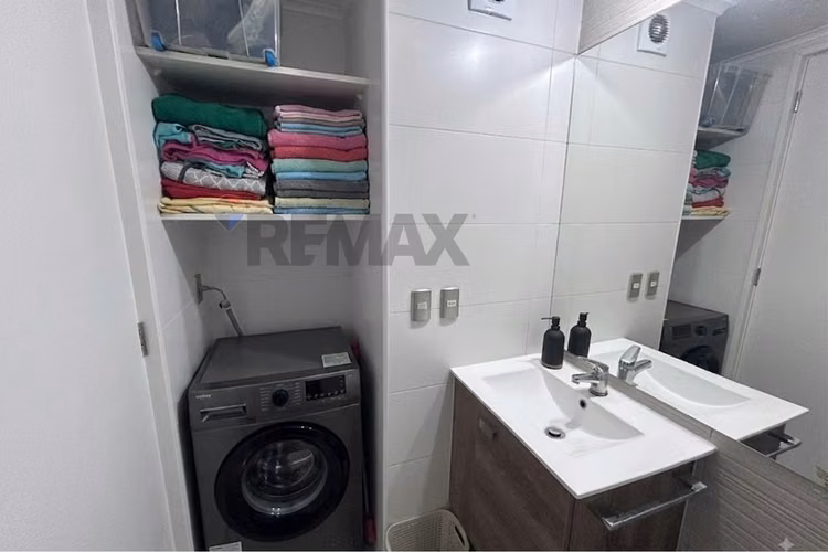 Exclusivo depto stgo con terraza 2d-2b-1e-1b - Imagen 11