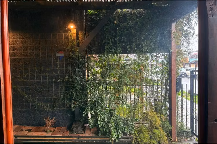 Local comercial en arriendo - calle brasil pucón