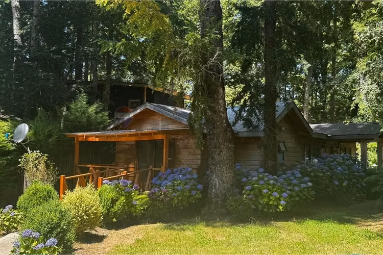 Venta casa con cabaña en huife pucón