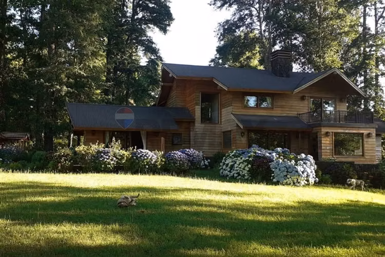Venta casa con cabaña en huife pucón