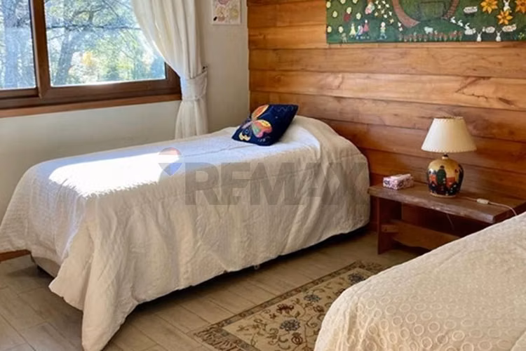Venta casa con cabaña en huife pucón