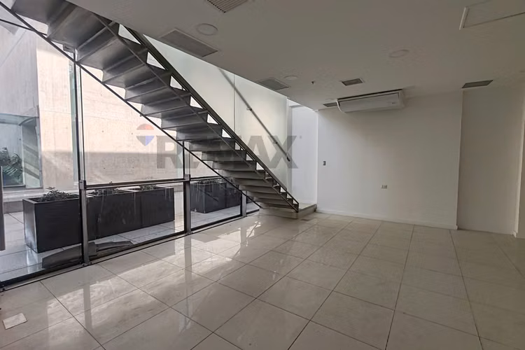 Local comercial–av. apoquindo,las condes