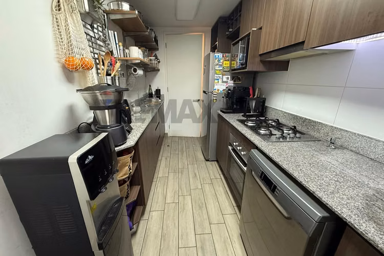Impecable departamento en condominio - la reina - Imagen 10