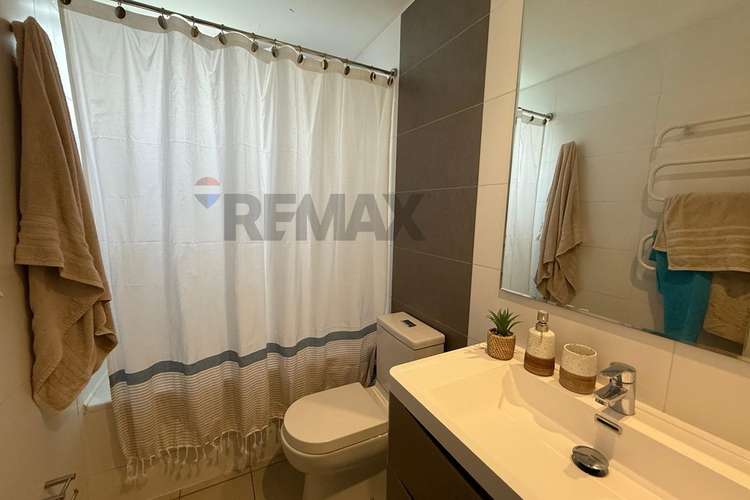 Impecable departamento en condominio - la reina