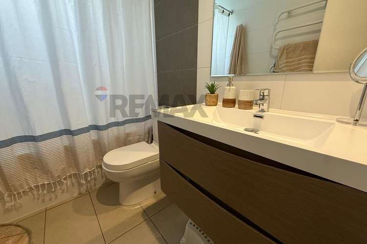 Impecable departamento en condominio - la reina