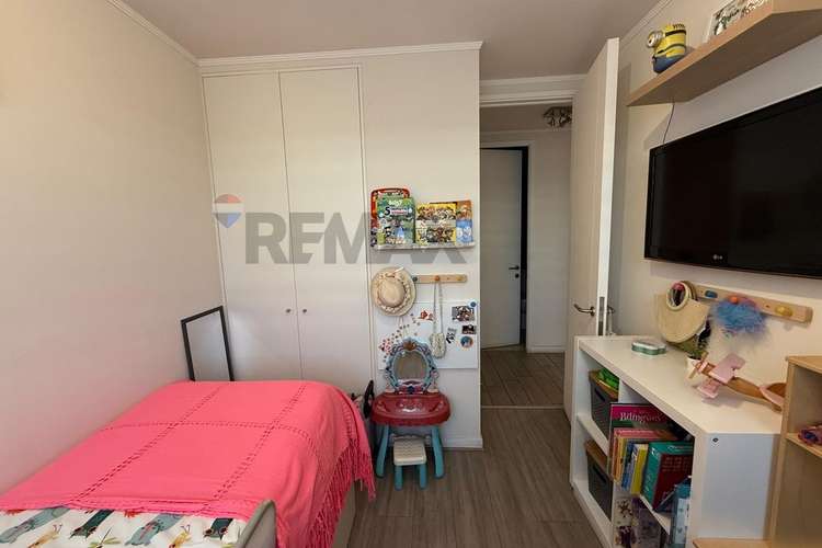 Impecable departamento en condominio - la reina