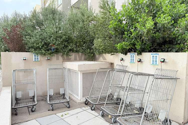 Impecable departamento en condominio - la reina