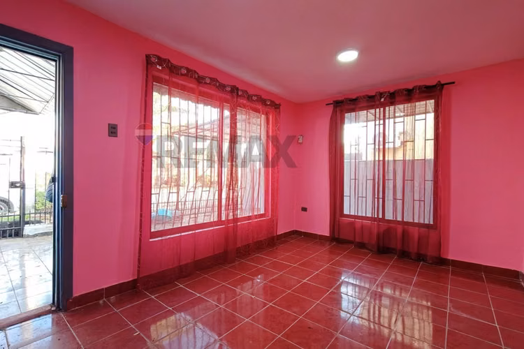 Gran casa renovada 4d+2b recien pintada