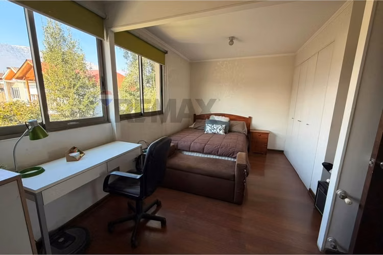 Arriendo casa 4d-2b condominio