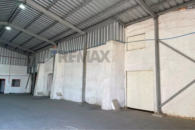 Se arrienda bodega 400 m2 talca