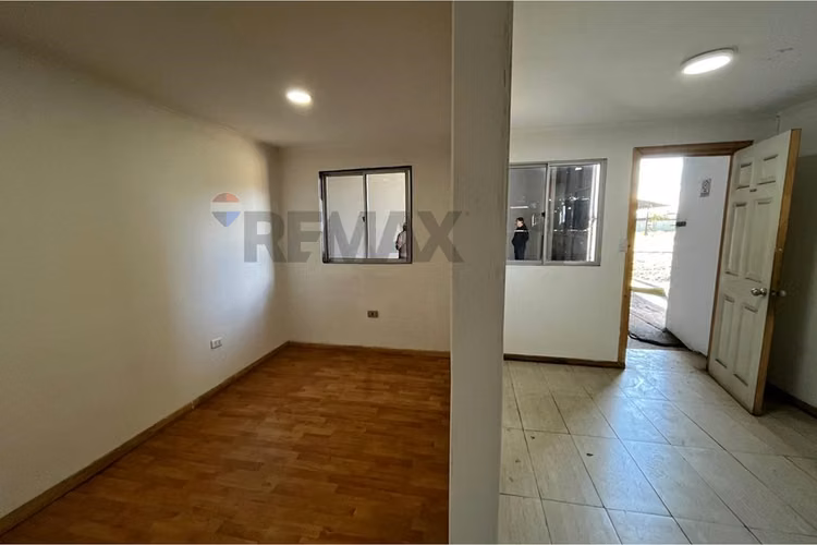 Se arrienda bodega 400 m2 talca