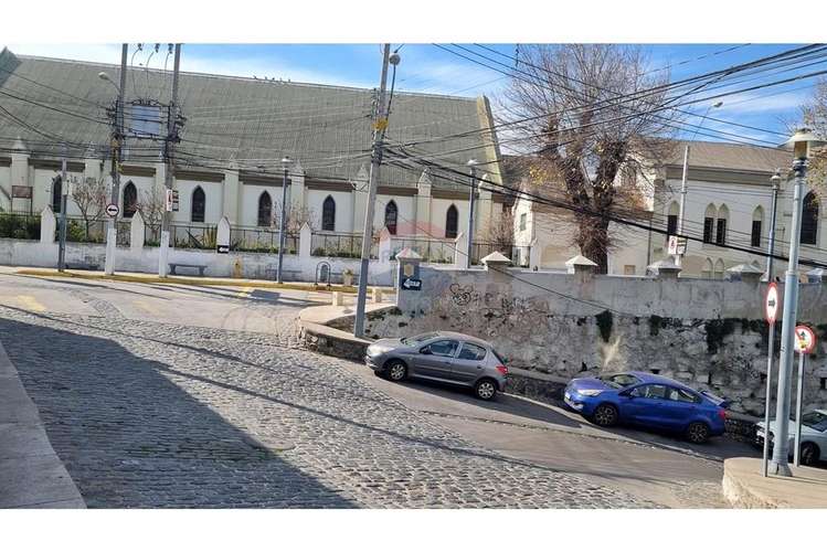 Inversionistas en cerro concepción - Imagen 33