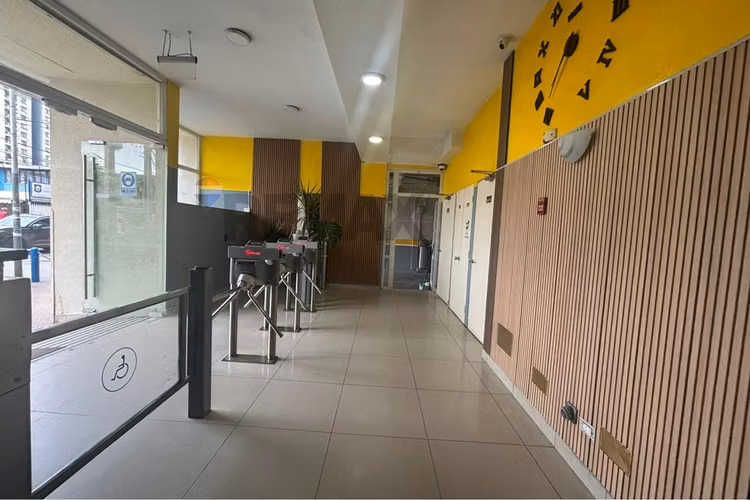 Venta 2d/1b estación central, metro ecuador