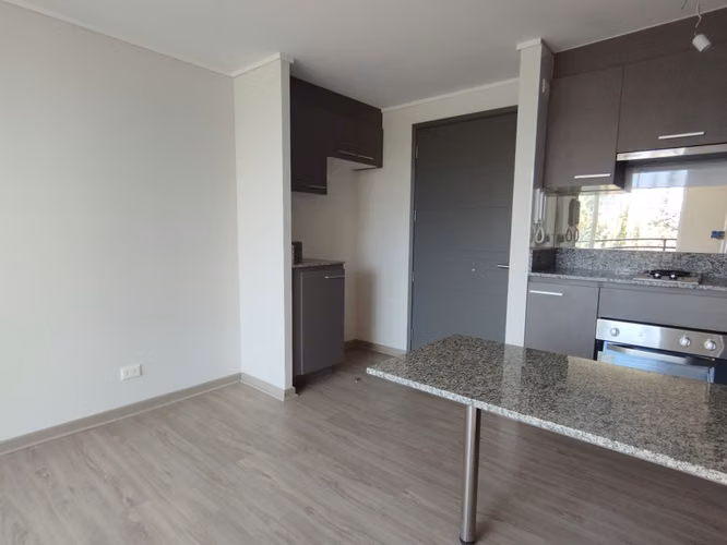 DEPTO 37 M2 EN MACUL CON ESTACIONAMIENTO Y BODEGA