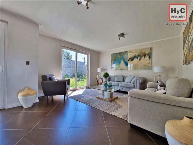 Casa en arriendo 3D | 3 B | Sala de Estar | Condominio | Estación Linderos