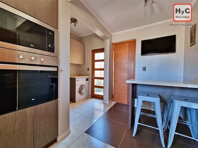 Casa en arriendo 3D | 3 B | Sala de Estar | Condominio | Estación Linderos