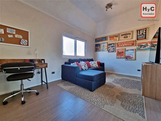 Casa en arriendo 3D | 3 B | Sala de Estar | Condominio | Estación Linderos