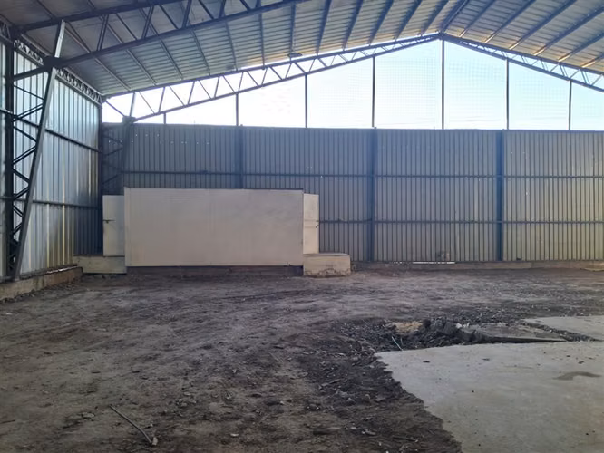 ARRIENDO GALPÓN 1500M2-TRIFASICA SANTA MONICA-PADRE HURTADO