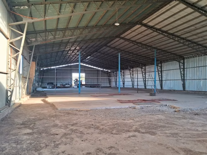 ARRIENDO GALPÓN 1500M2-TRIFASICA SANTA MONICA-PADRE HURTADO