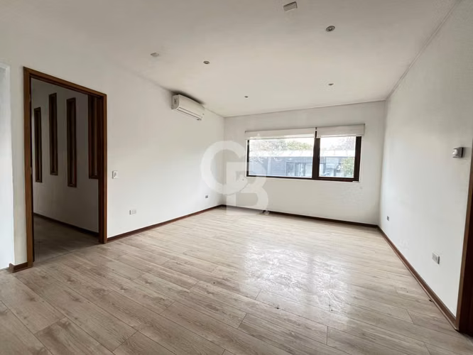 Casa familiar a pasos del Sport Francés, Vitacura.