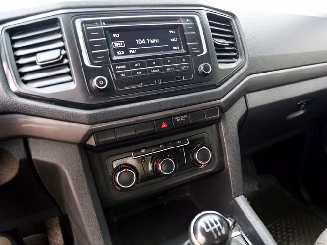 VOLKSWAGEN AMAROK 2023