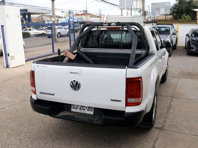 VOLKSWAGEN AMAROK 2023