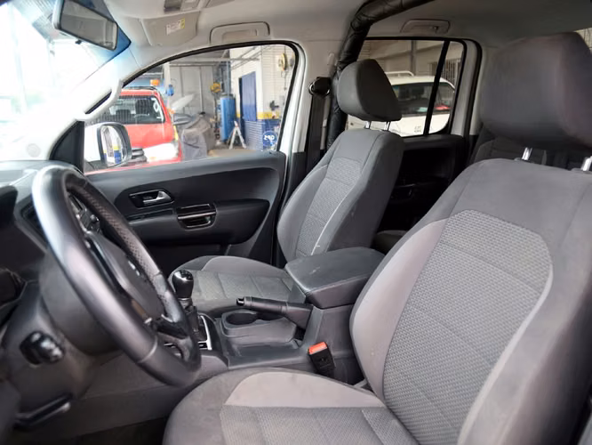 VOLKSWAGEN AMAROK 2023
