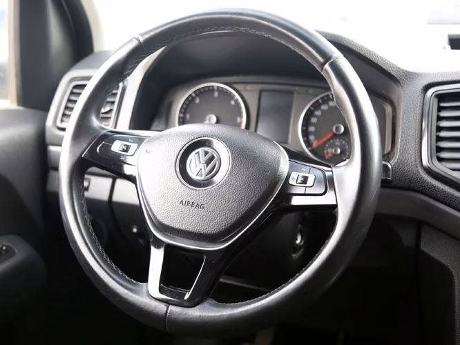 VOLKSWAGEN AMAROK 2023