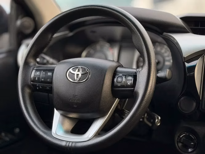 TOYOTA Hilux 2.8 DIESEL 2021