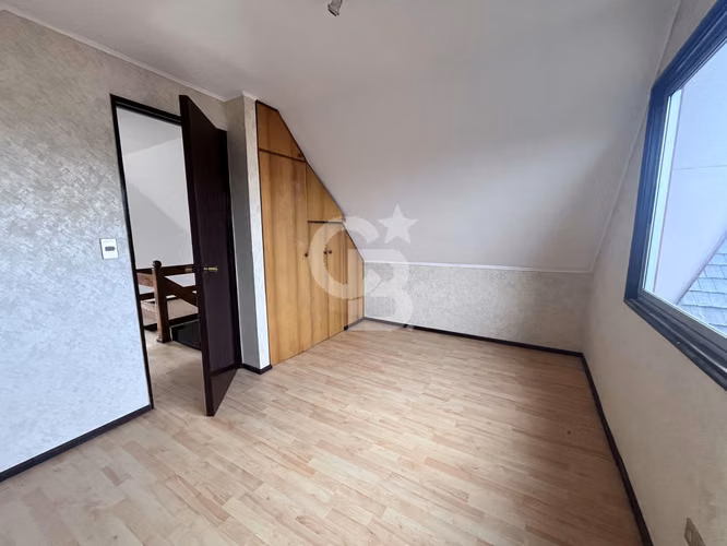 Hermosa y Amplia Casa en Venta .