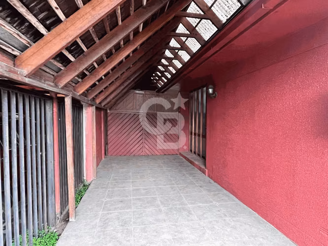 Hermosa y Amplia Casa en Venta .