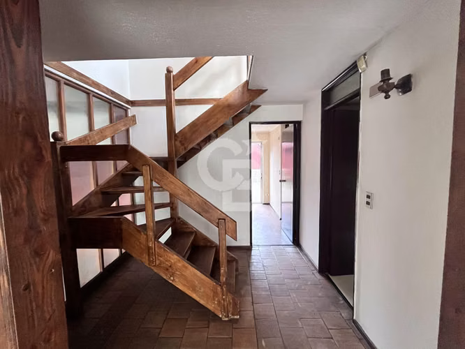 Hermosa y Amplia Casa en Venta .