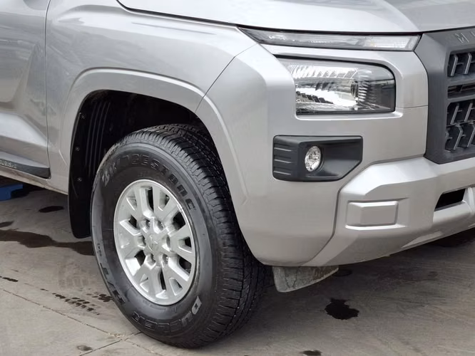 MITSUBISHI L200 2026