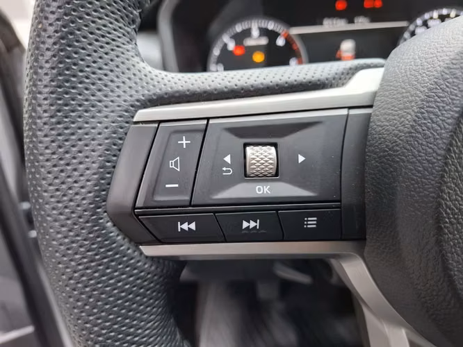 MITSUBISHI L200 2026