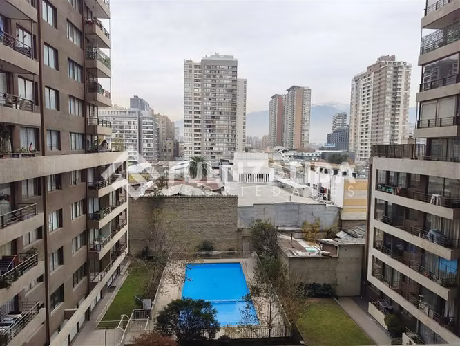 Departamento en venta de 2 dorm, 2 baños, Santiago