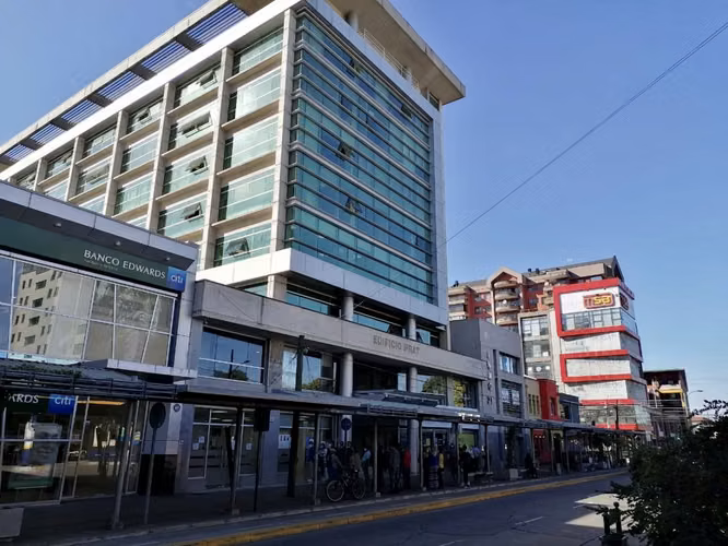 Arrendamos Oficina Amplia Edificio Prat Temuco