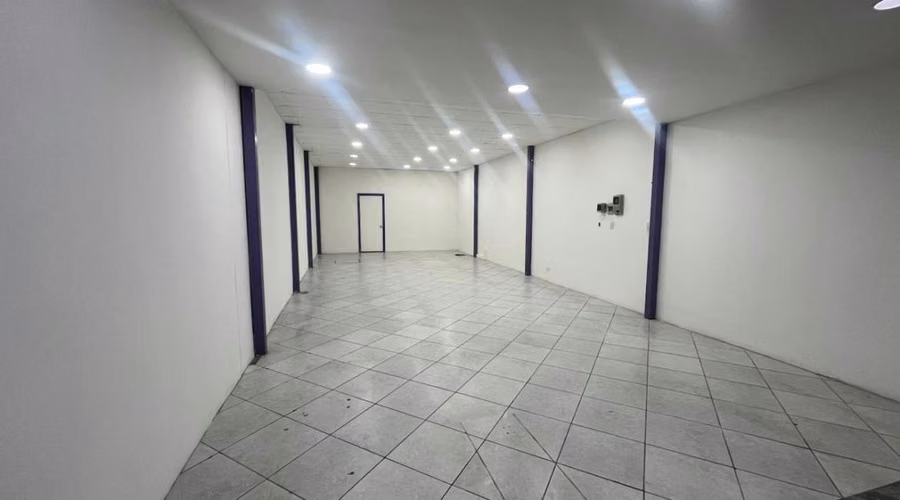 Arrendamos Local Comercial En El Centro De Temuco.