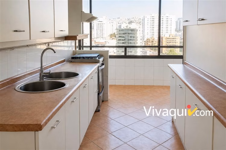 Departamento en venta de 3 dorm. en 8 Norte /San Martin