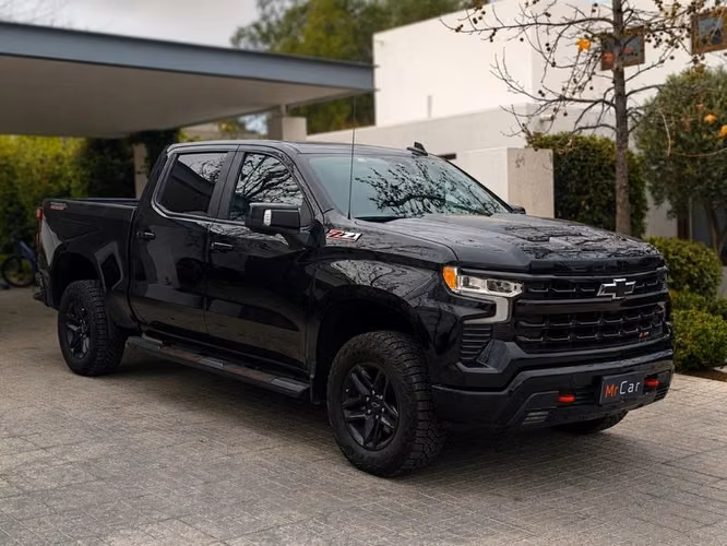 CHEVROLET SILVERADO ZR2 AT - 2025 | 2745