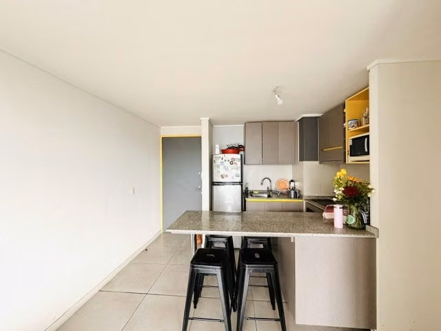 Arriendo departamento semi nuevo en calle Zañartu, Ñuñoa. - Imagen 2