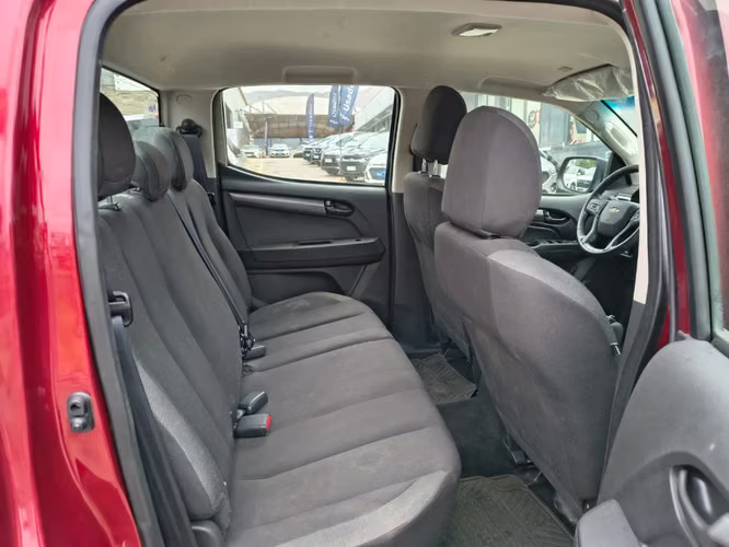 Chevrolet Colorado 2.8TD WT MT 4WD S 2025 - Imagen 18