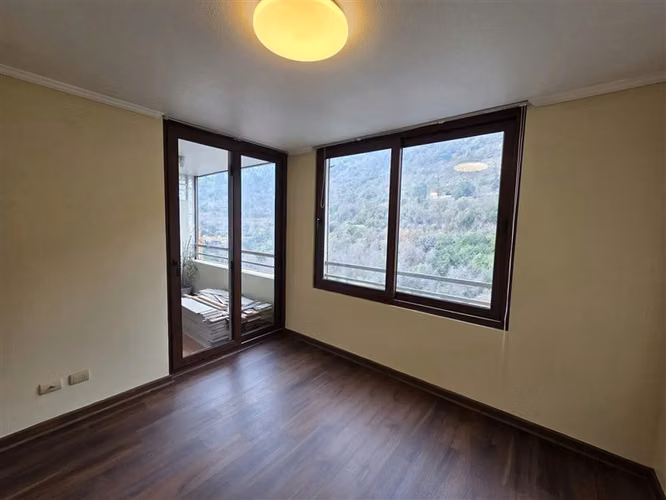 Departamento en arriendo de 3 dorm. en Recoleta