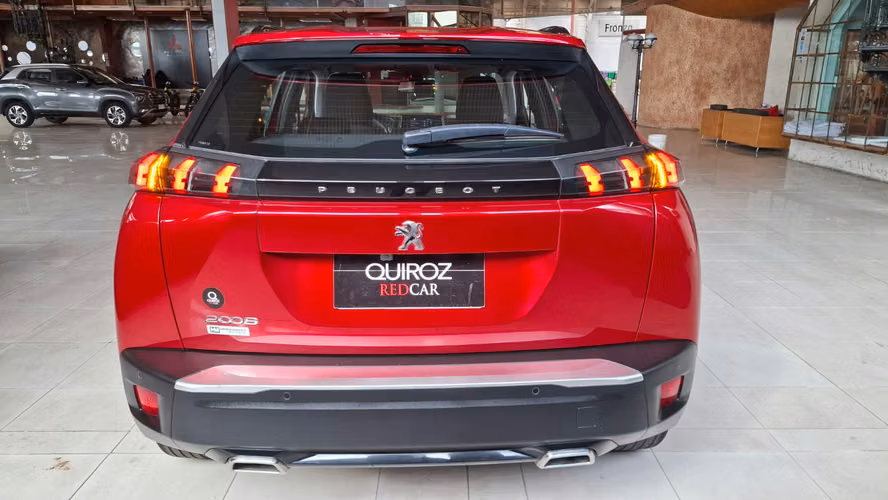 PEUGEOT 2008 1,2 PURETECH MT 2021