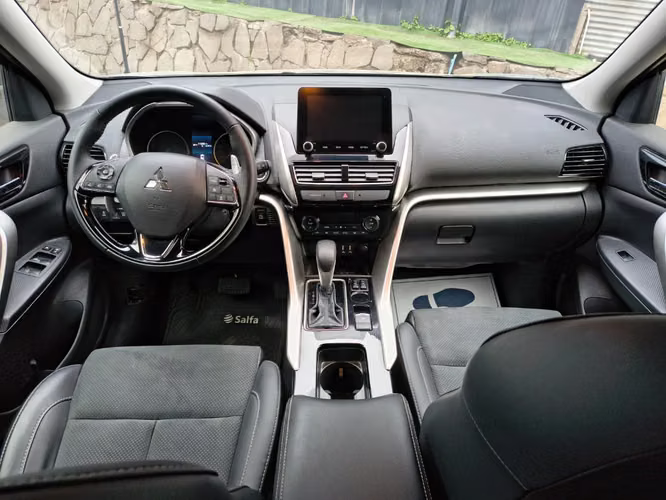 Mitsubishi Eclipse cross 1.5 4X2 AT RS 2026