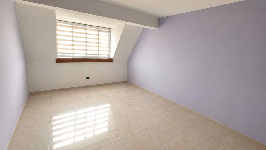 Departamento a pasos del metro - Imagen 3