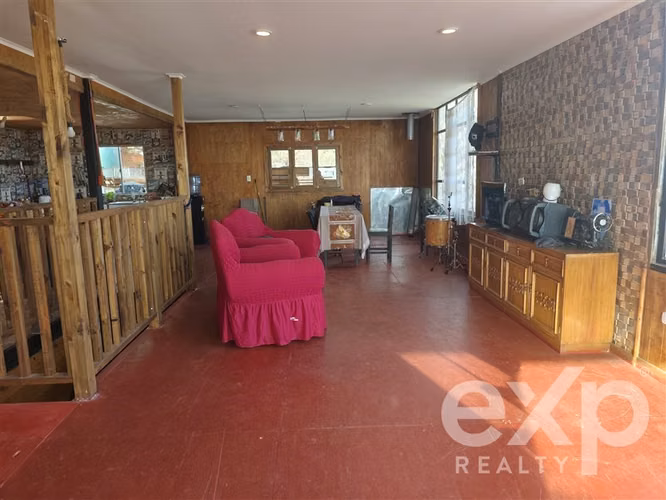 Casa en venta de 6 dorm. en Olmué