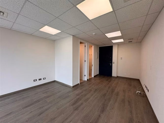 Oficina en arriendo en Lo Barnechea