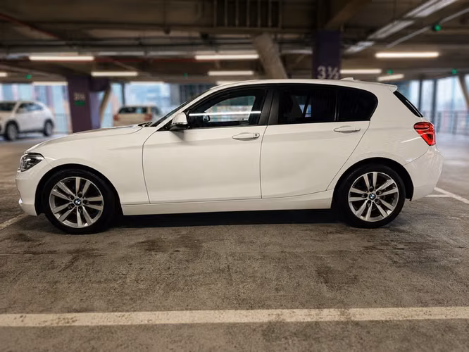 BMW 118 D HB 2.0 AT - 2020 | 2886